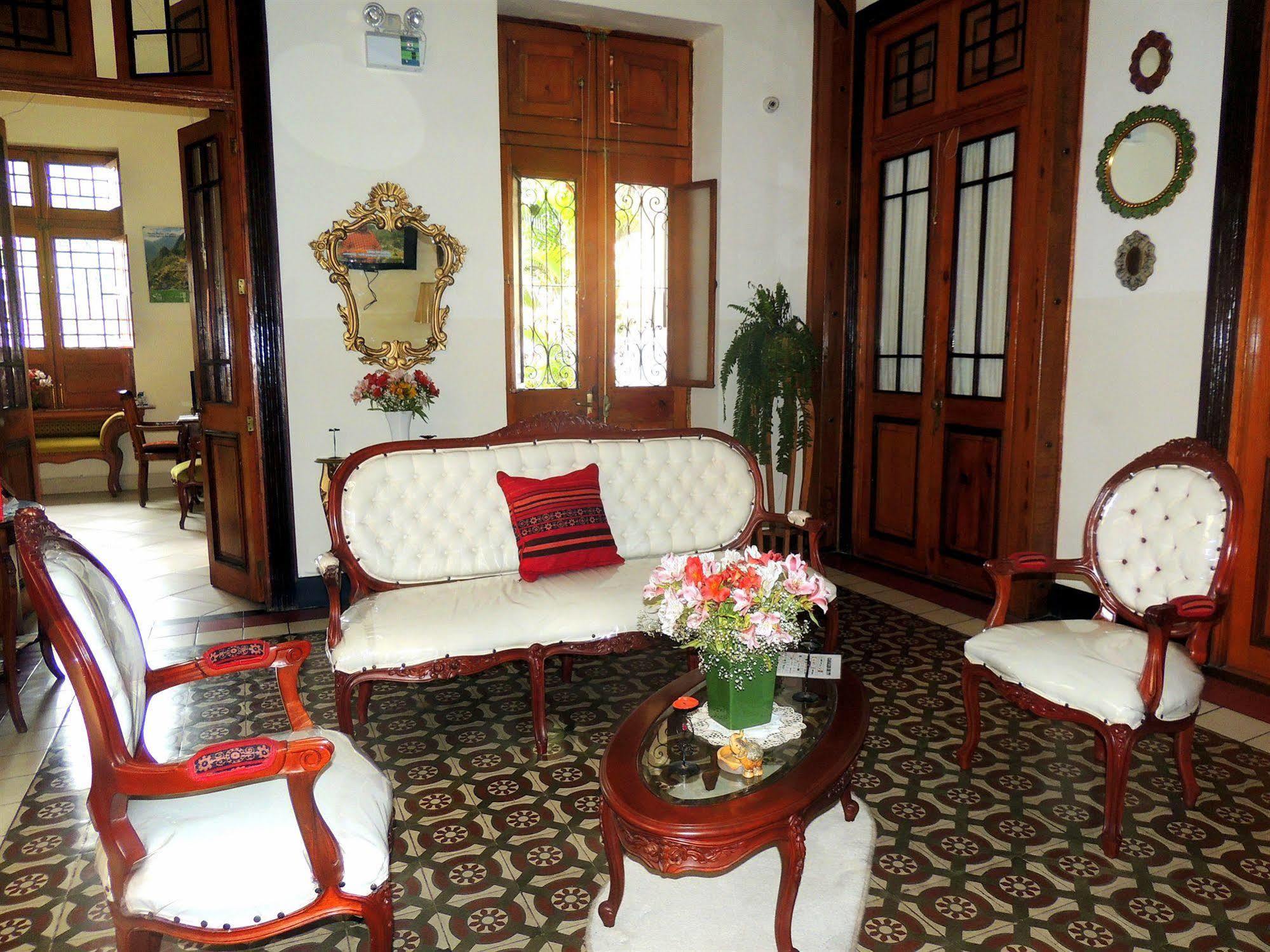 Wari Boutique Hotel