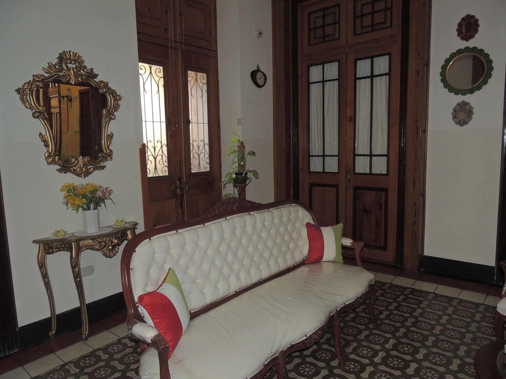 Wari Boutique